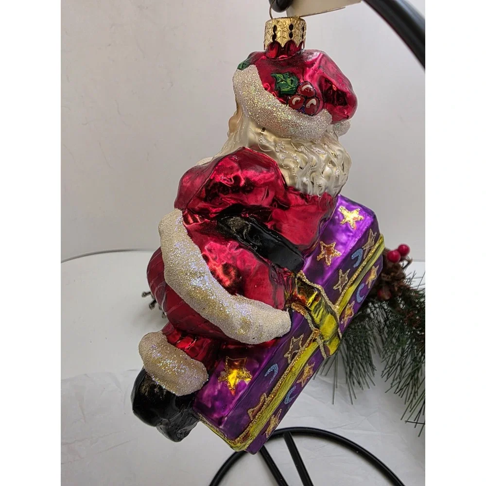 Christopher Radko Presently Resting Santa Ornament 2001 Poland 01-0437-0 4.5